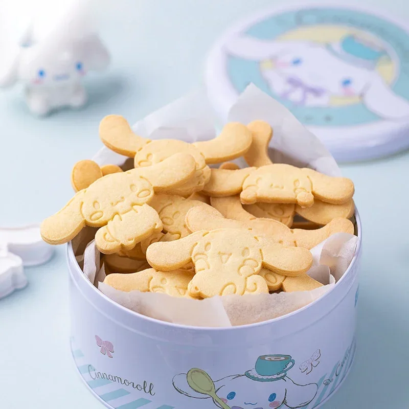 Miniso 4 pièces/ensemble Sanrio Hello Kitty cannelle forme Biscuit moule Anime dessin animé 3D stéréo Push Type cuisine biscuits outils de cuisson