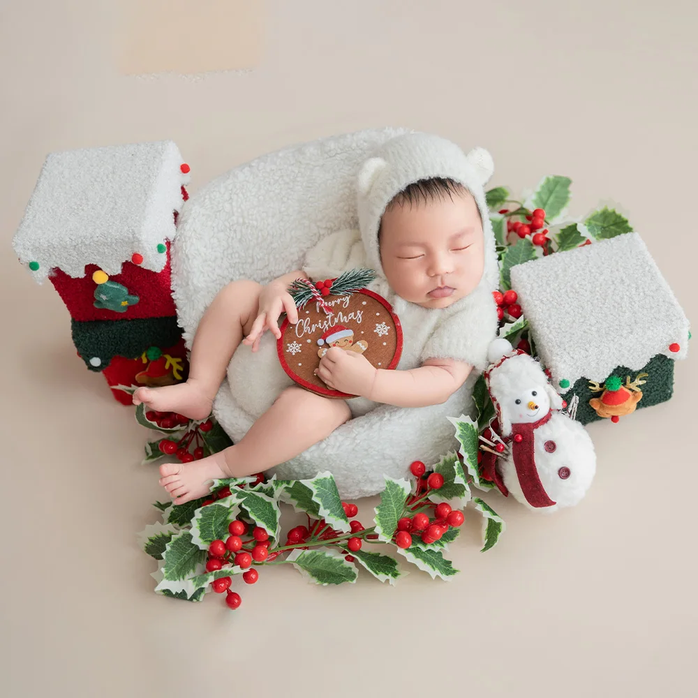 Cute Baby Bear Costume Knitted Hat Jumpsuit Set Newborn Photography Outfit Christmas Wreath Snowman Baby Photo Shoot Accessories