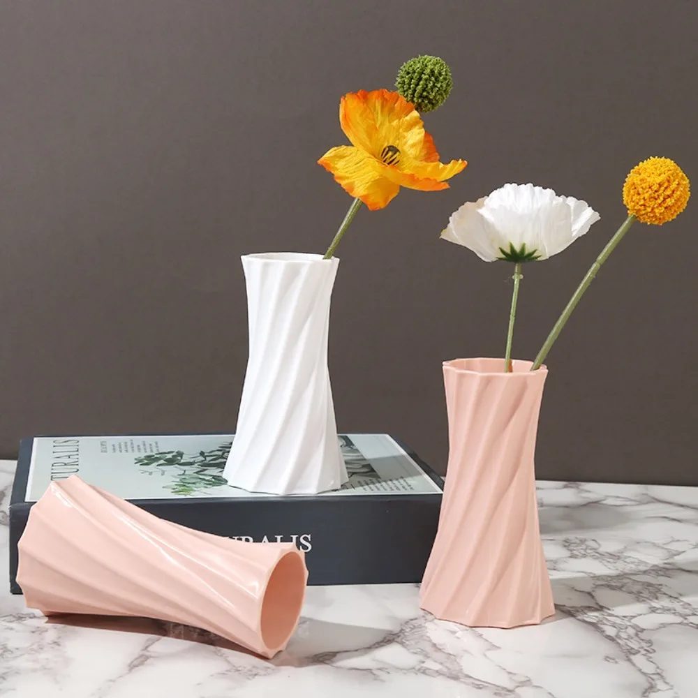 New Plastic Flower Vase Spiral Design Imitation Ceramic Flower Pot Nordic Style Diamond Shaped Flower Arrangement Living Room