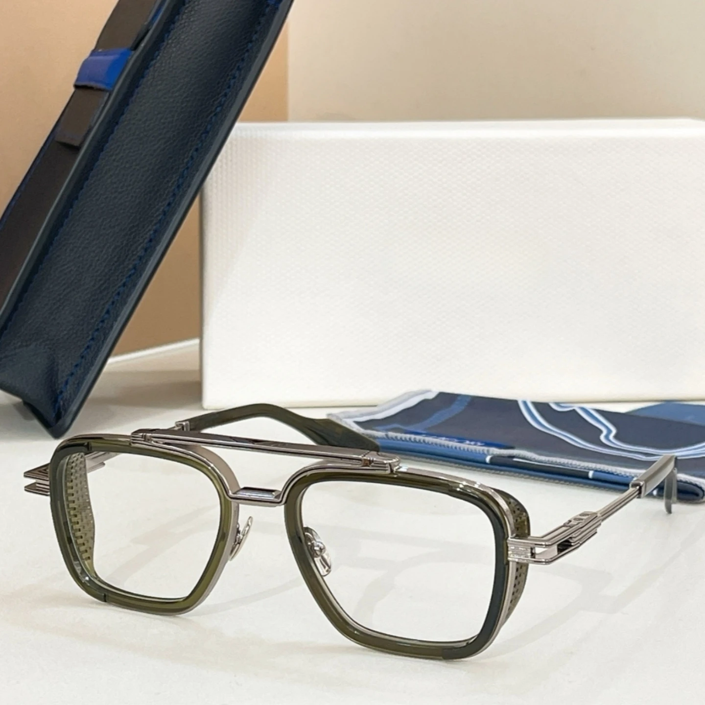 C2 Sunglasses Man Woman, Black Gold Double Bridge, Gradient Blue Lens, UV400, Luxury Shades Elevate Your Style