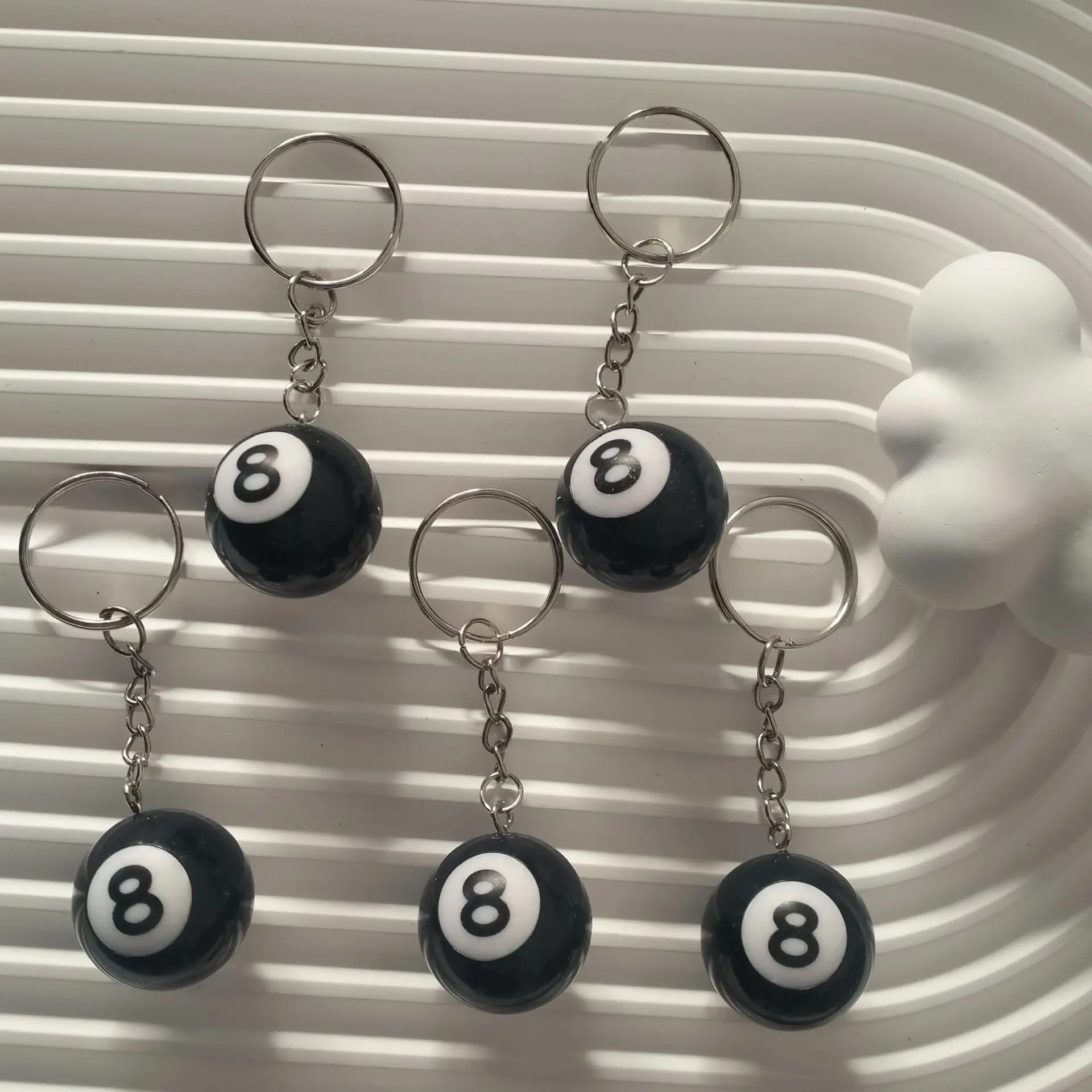 Fashion Creative 25mm Black 8 Billiard Keychain Mini Ball Keychain Resin Pendant Key Chain Decorative Jewelry Gift