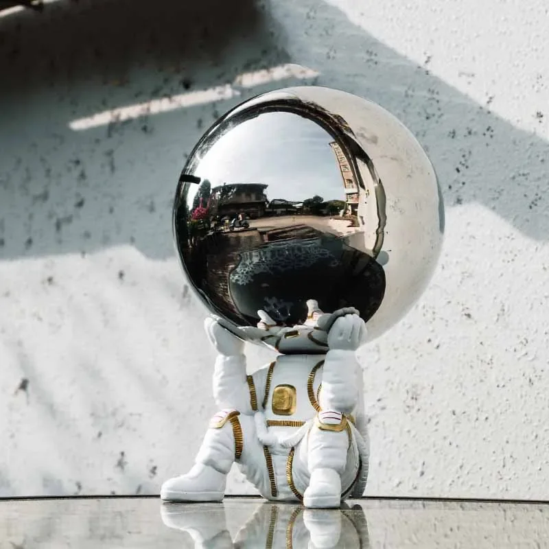 

Resin Astronaut,Statue,Table Decoration,Modern Art,Fashion Sculpture,Home Room Decor,Multifunction,Figurine Miniature,Coin Bank