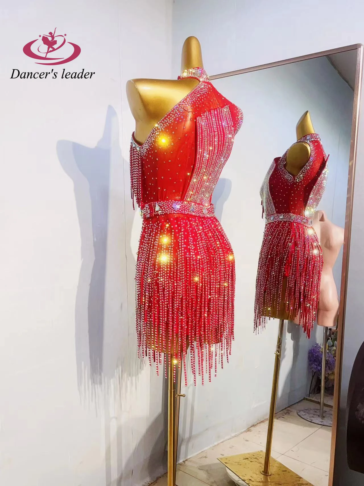 فستان الرقص اللاتيني للسيدات الراقية المخصص للغاية فستان أداء فني من حجر الراين من سامبا