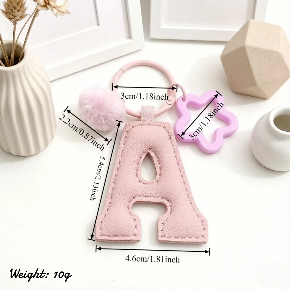 Initialen-Schlüsselanhänger mit Pompon-Sternrahmen aus Leder, A-Z Alphabet-Taschenanhänger, Rucksack- und Handtaschenanhänger für Damen, Personalisierter Schlüsselring – Detail 6