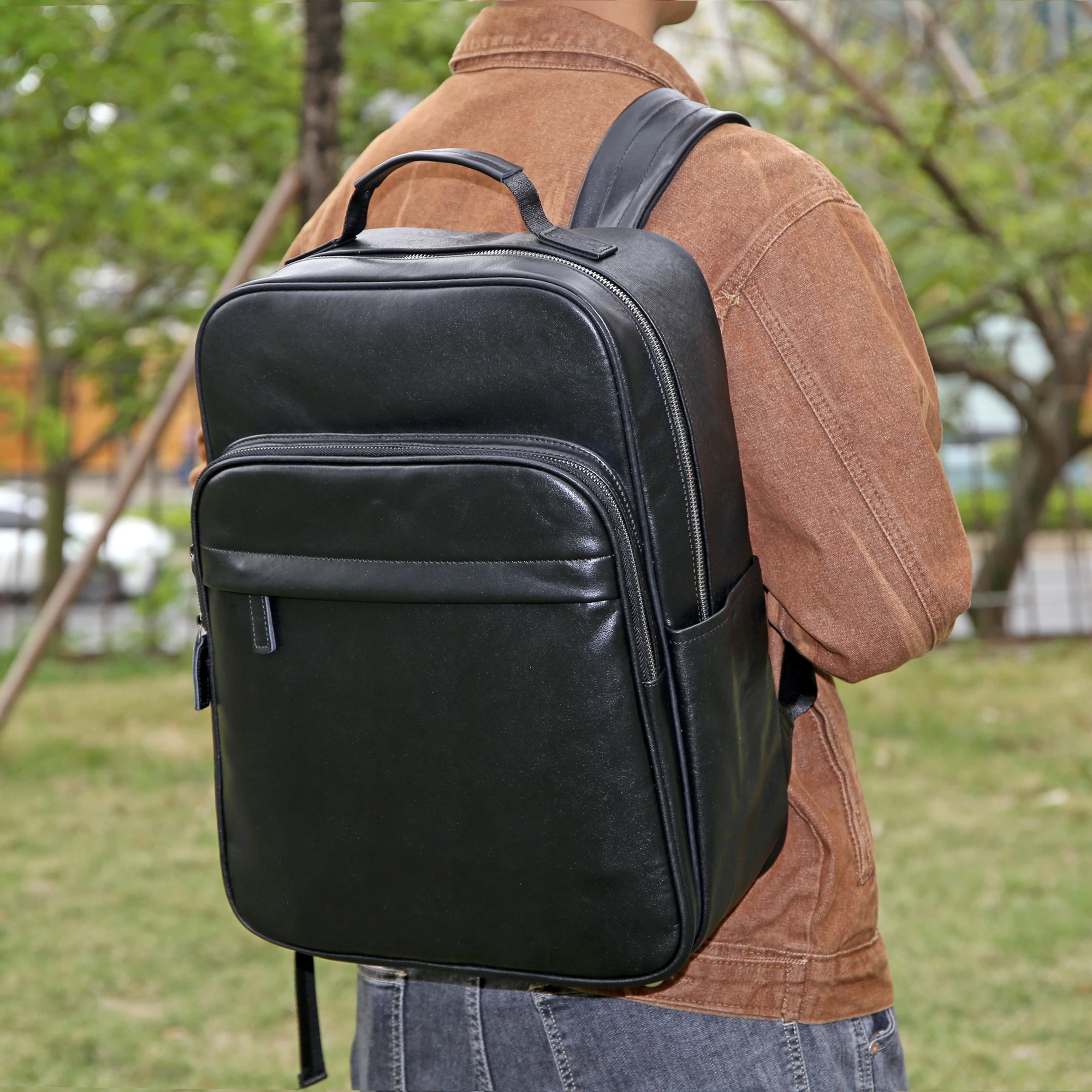 

Men's Genuine LeatherBackpack, top-grade Cowhide Double-Shoulder Bag, Large Capacity Travel Bag, Schoolbag, Computer Bag