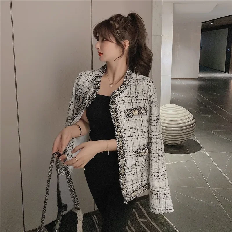 Retro short small Fragrance Jacket Women 2023 Autumn New Korean fashion French jacket Women loose tweed temperament top Female