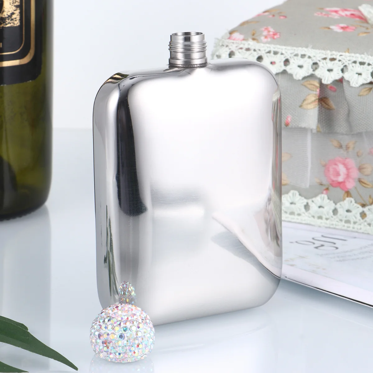 

Portable Mini Wine Pot Stainless Steel Rhinestone Design Compact Travel Flagon Lightweight Bottle Silver For Gift Kitchen Bar