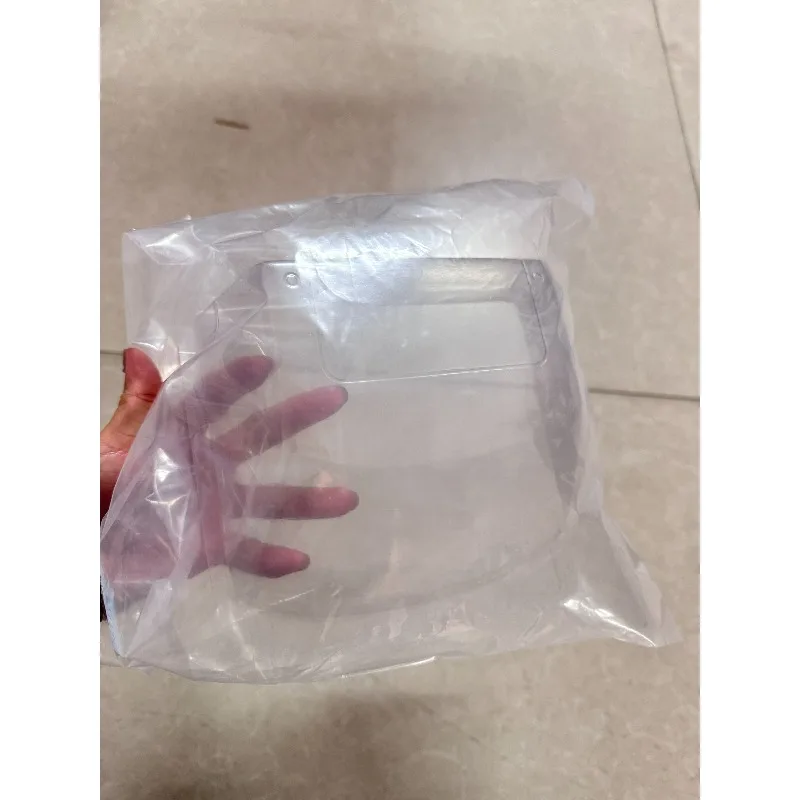 

Plastic Glass Suction on The Front of The Car for 1/10 RC Crawler Car AXIAL SCX10 RC4WD D90 Upgrade and Modify DIY Accessories