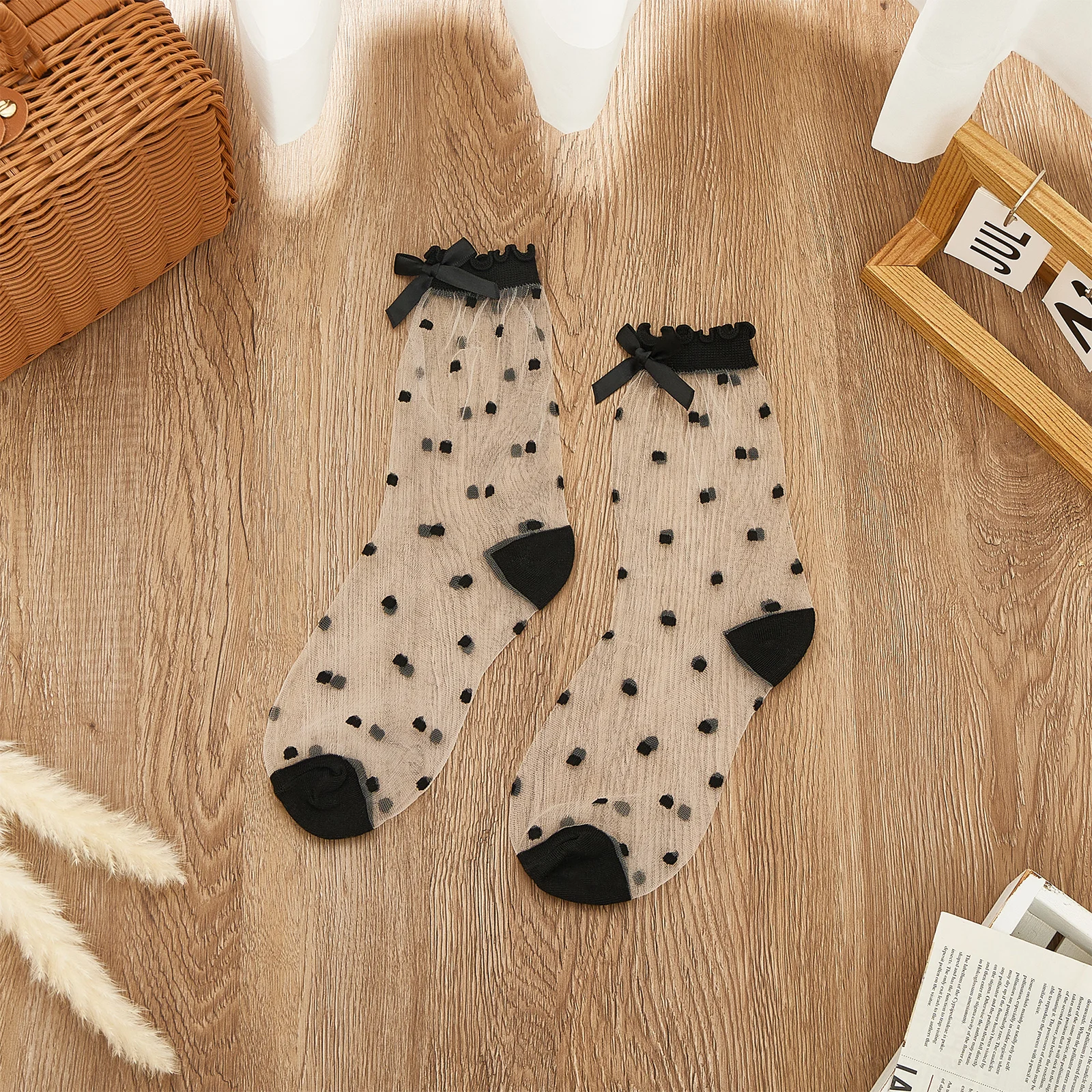 Women’s Summer Cute Bow Mesh Socks Soft Breathable Frilly Crew Socks Fashion Lolita Kawaii Dots Print Socks 1Pair