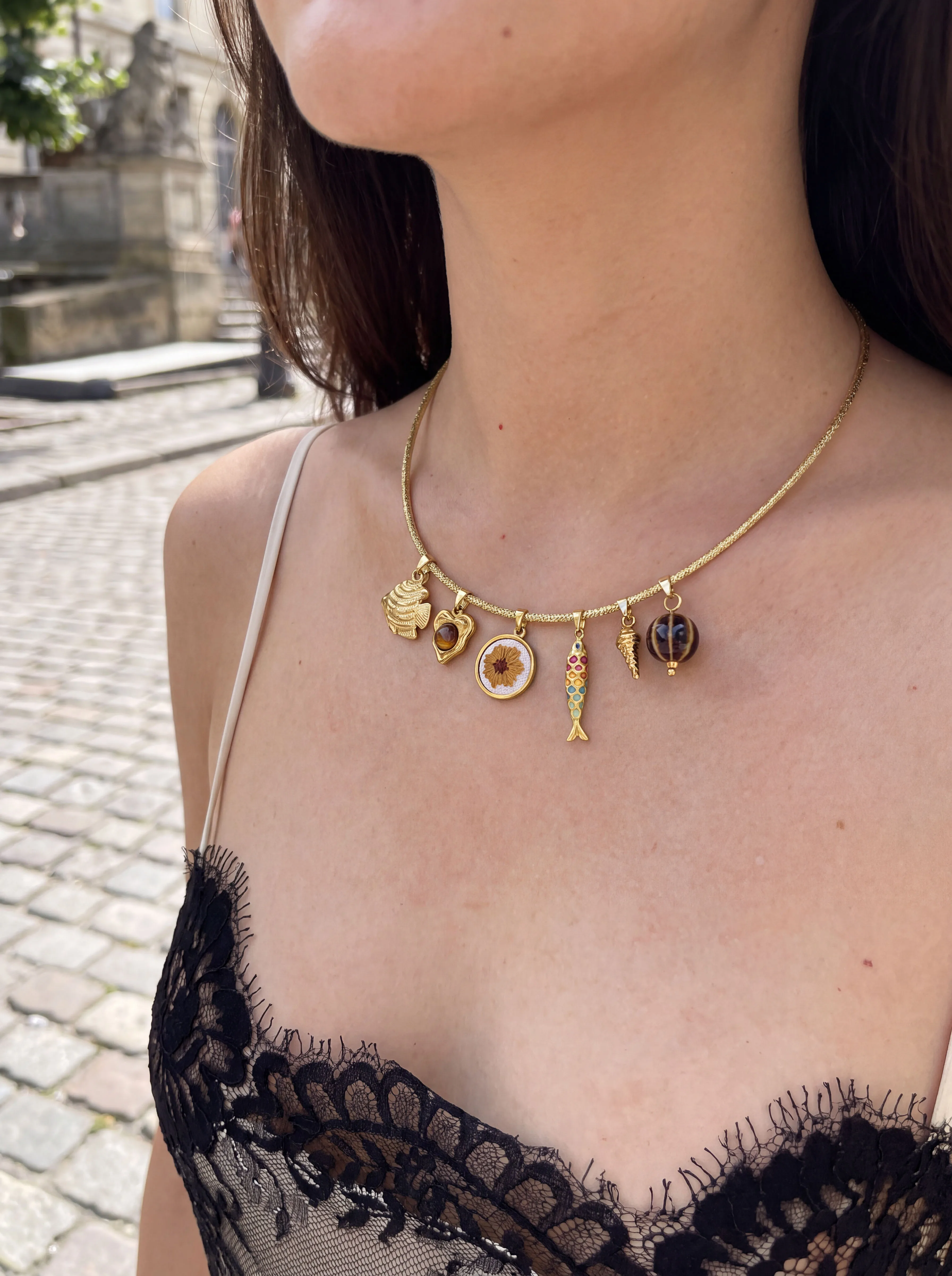 GHIDBK Minimalist Metal Enamel Yellow Tiger Stone Embroidered Multiple Pendants Women's Magnetic Necklace Detachable Jewelrys