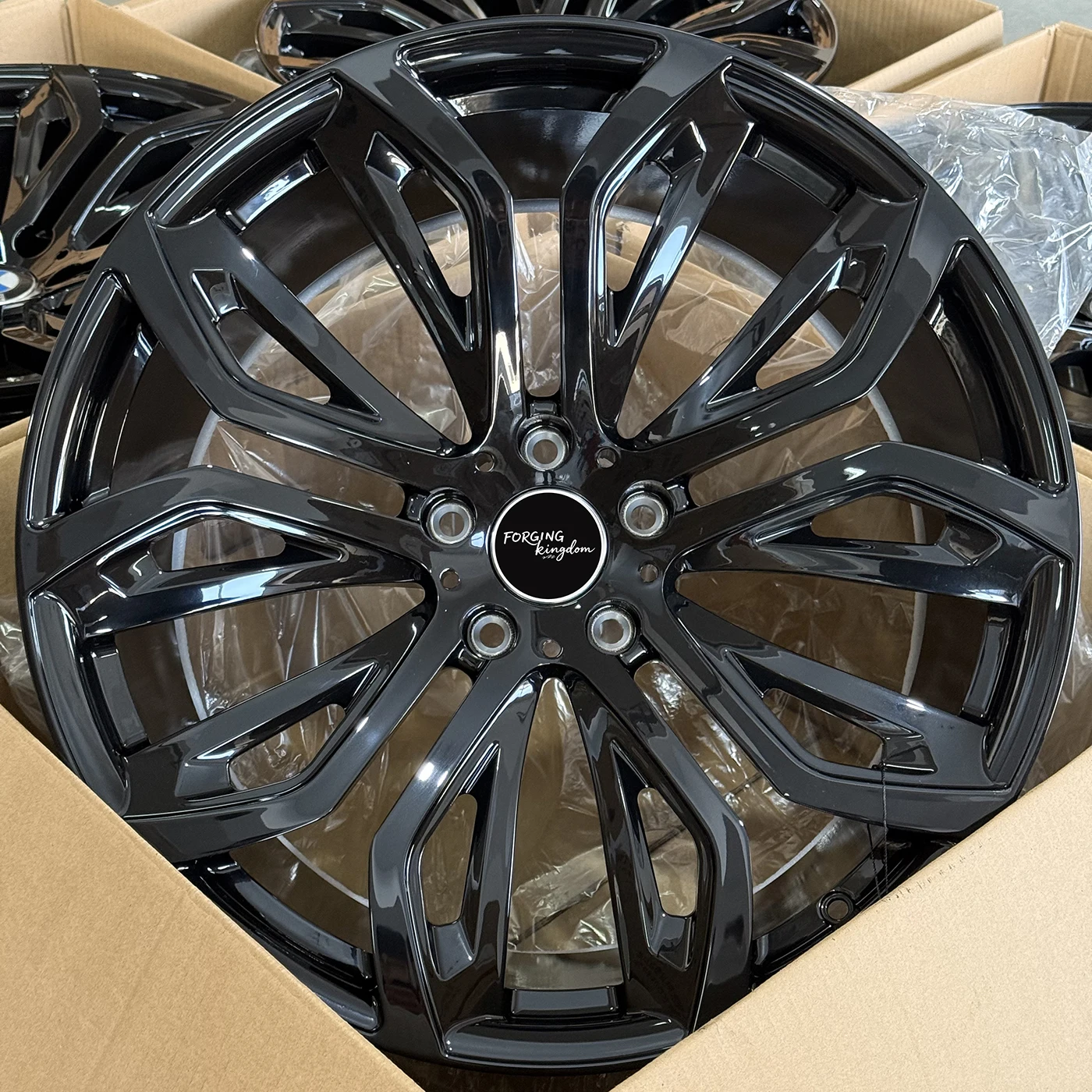 Xianglun OEM Custom High Quality New FORGING KINGDOM Forged Aluminium Alloy Multi-Spoke Wheels-Wholesale Luxury Vehicles 25/30/2