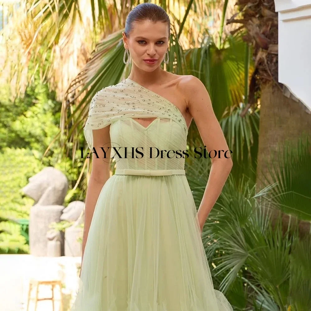 LAYXHS Modisches One-Shoulder-Abendkleid, Tüll, A-Linie, Perlenschärpen, Rüschen, Heimkehrkleid, maßgeschneidert