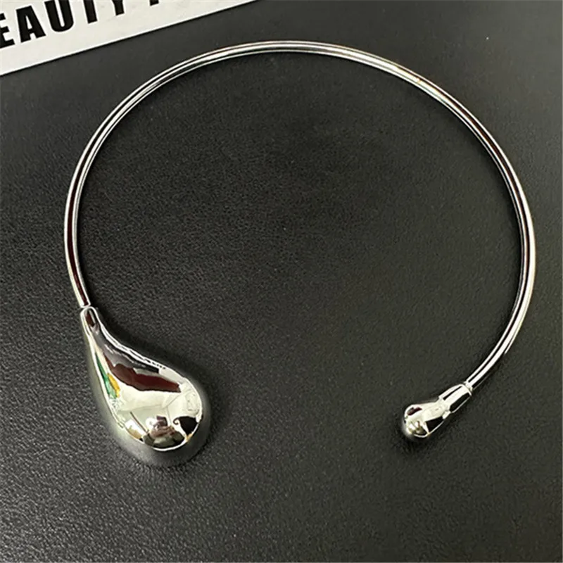 XIALUOKE Irregular Metal Water Drop Torques Choker For Women Europe American Style Personality Cuff Necklace Jewelry Accessories