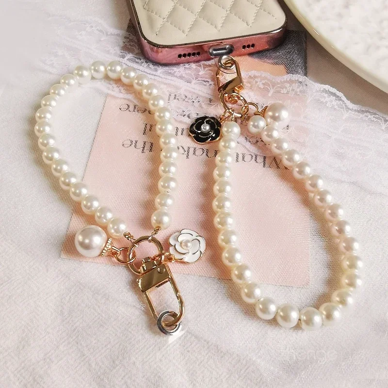 Pearl Camellia Small Pendant Bracelet Card Phone Case Universal Short Wrist Strap Mobile Phone Lanyard Handmade Beaded Chain