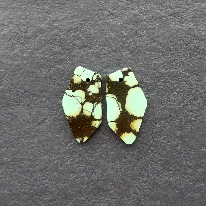 

2PCS Natural Turquoise Irregular Diamond-Shaped Components Mint Green Dark Web Matrix Inclusions Handmade Jewelry Accessories