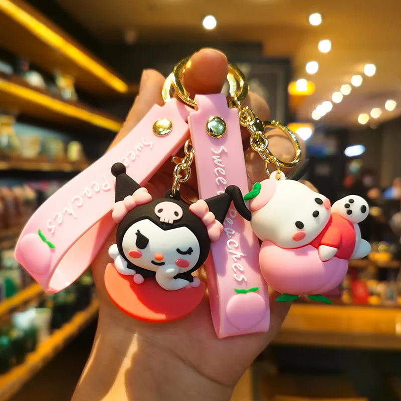 

Honey Peach Sanrio Keychain Chain Kurumi Cinnamon Doll Car Bag Gift Wholesale PVC Y2k Fashion Toys Anime Cute Personalized Gifts