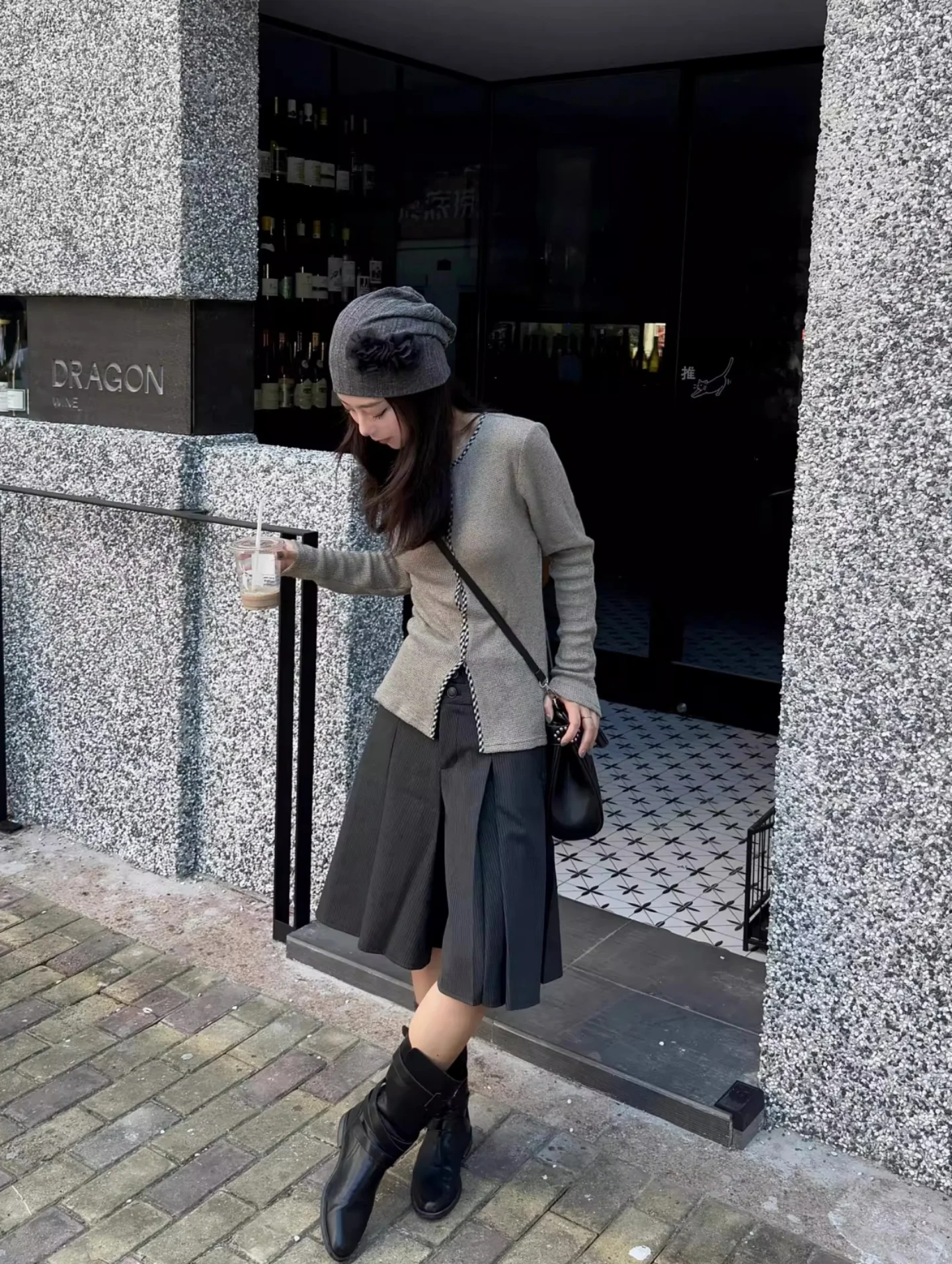 

Long Sleeved T Shirts V Female Womens Autumn Commute Hem Gathered Shoulder Casual Leisure Minimalist Student Artistic Texture OL