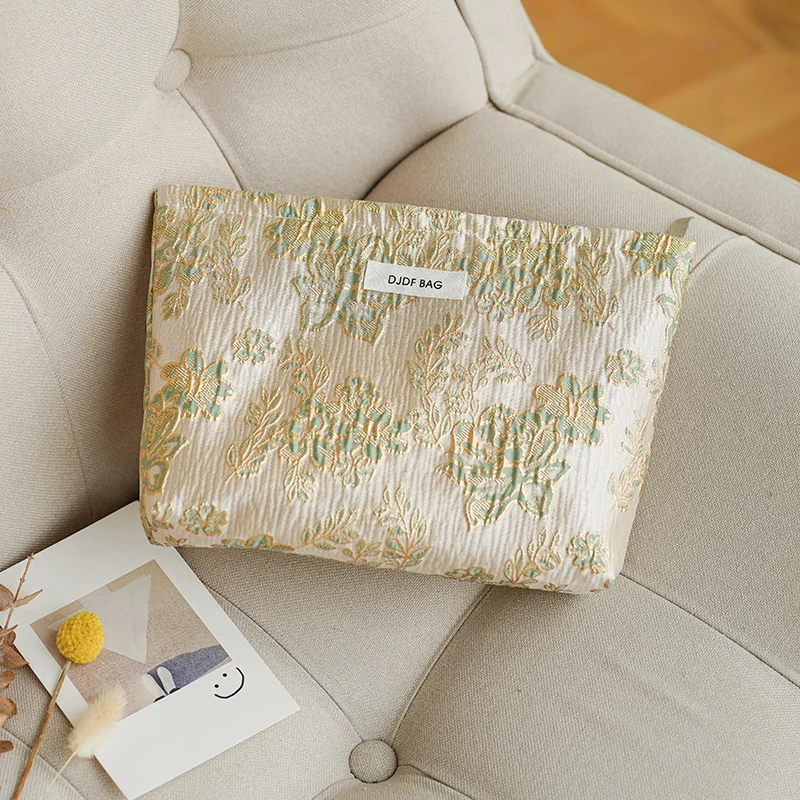Grüne Gold blume Frauen Make-up Tasche tragbare Reise Annehmlichkeiten Tasche große Kapazität kosmetische Wechsel Aufbewahrung tasche Pendler Clutch Tasche