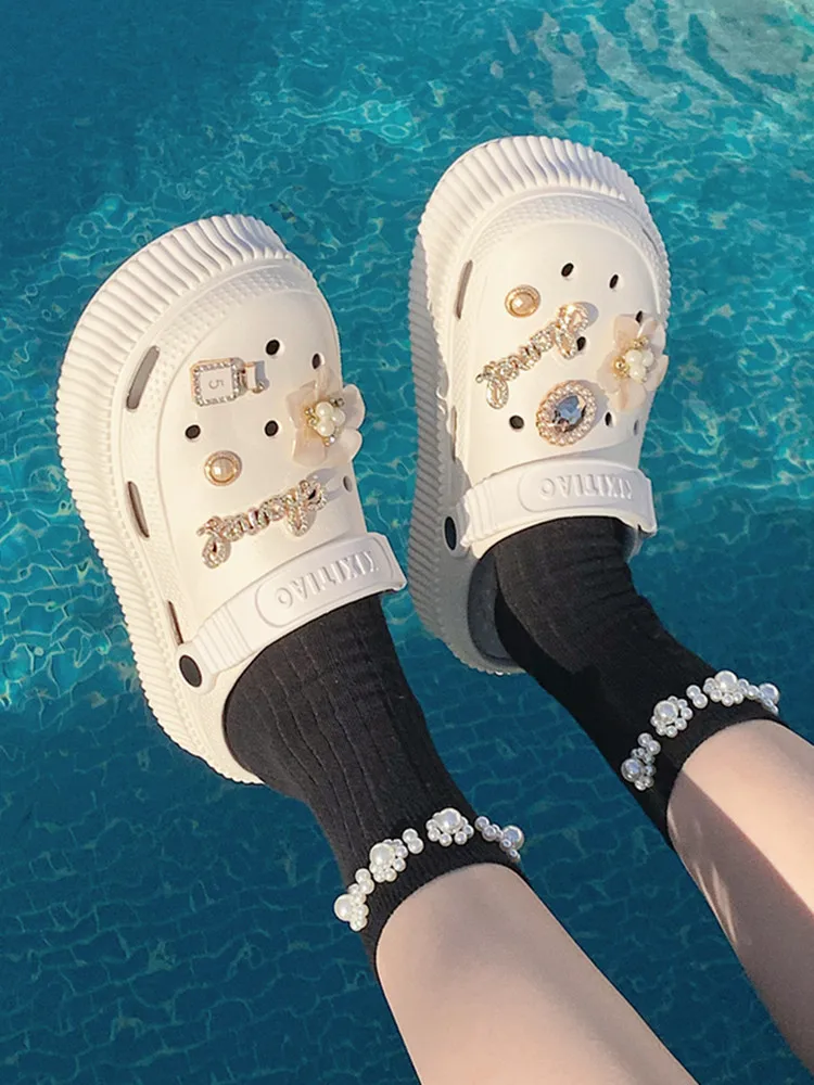 Garden Shoes 2023 Summer Women Slipper Outdoor Versatile EVA Thick Sole Shoes Holes Anti-slip Hollowed-out Beach Sandals Female