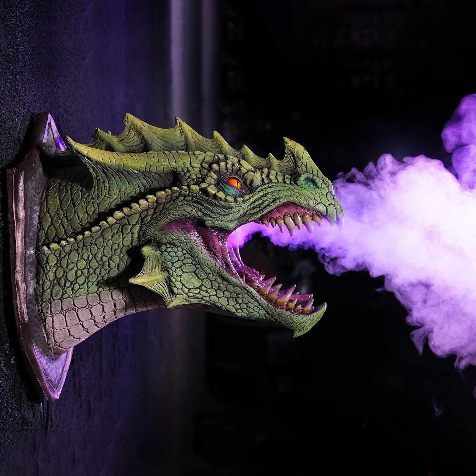 Dragon Legends Prop 3d Wall Mounted Dinosaur Smoke Light Wall Art Sculpture Shape Statue Home Decor Room Halloween Decoration