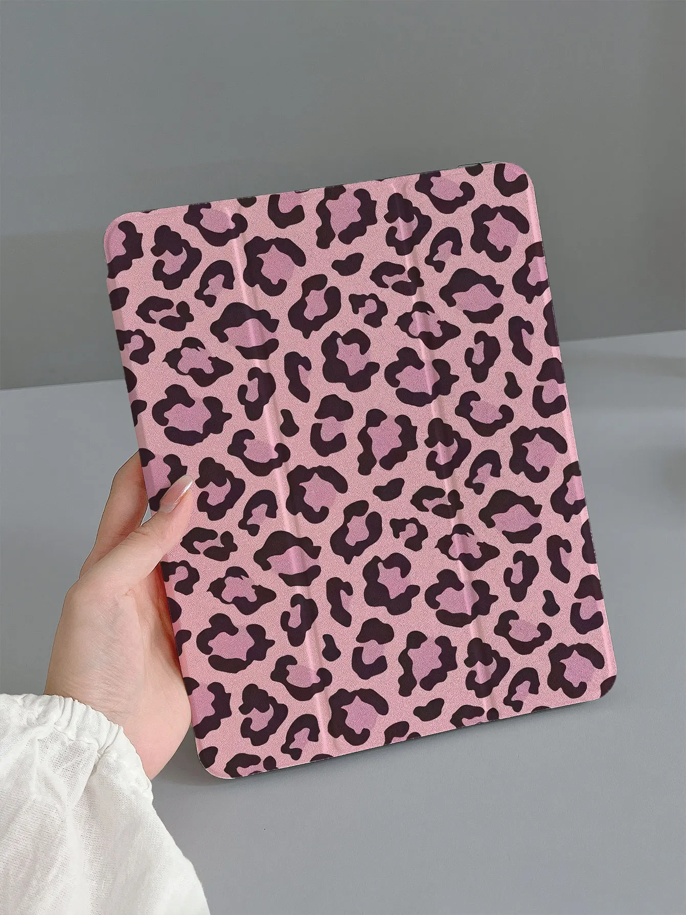 Classic Pink Leopard Print Tablet Case, Suitable for iPad Case Ipad7/8/9 Tablet Cover 2022 Apple Air5/4/3 Ninth Generation 10.2 70% off Pro11 Full Cover 2024 Mini 7 New Model Air6/Ipad Tenth Generation Protective Case/