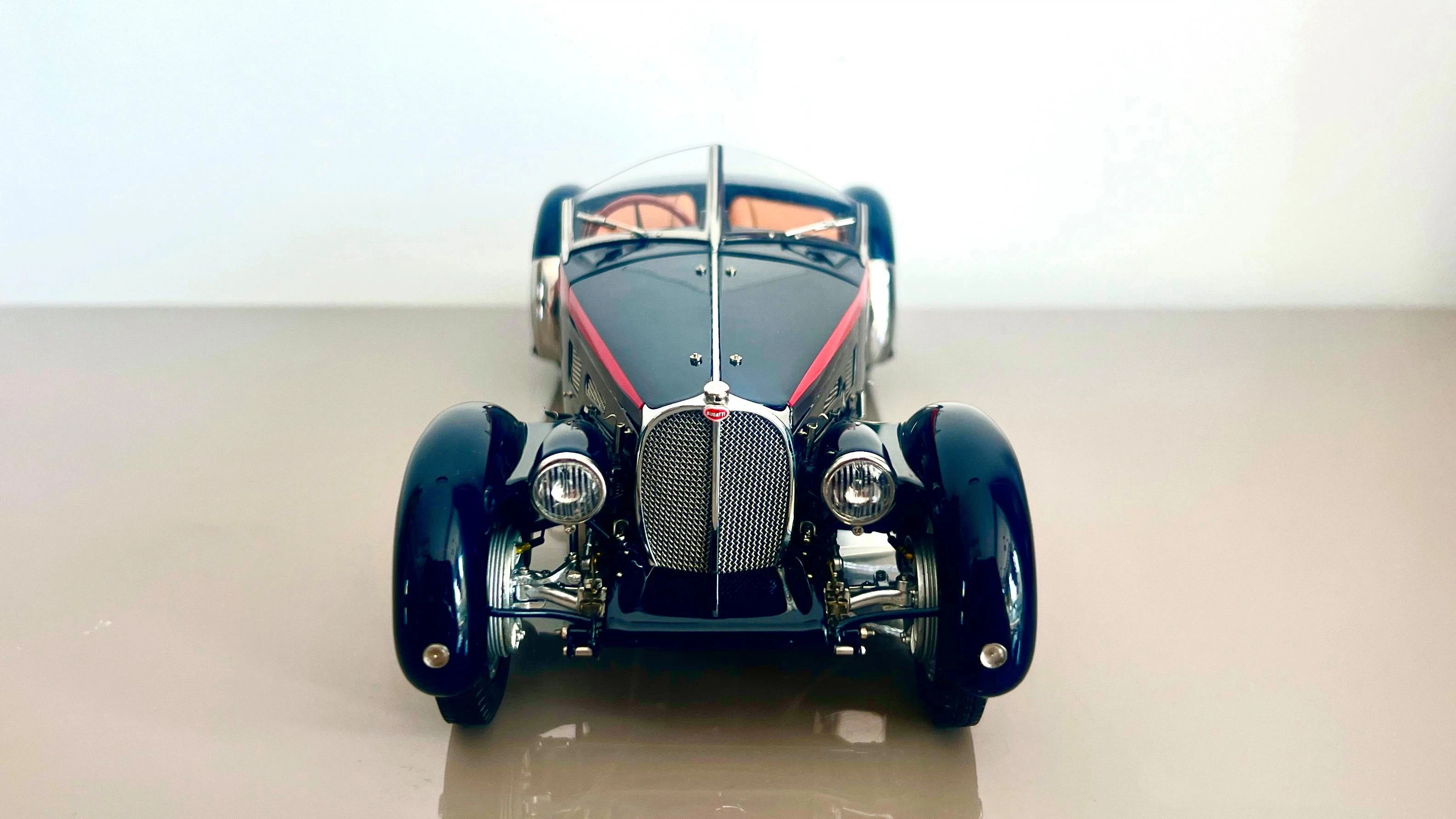 CMC 1:18 57SC Corsica Red Line Simulation Limited Edition All Open Alloy Metal Static Car Model Toy Gift