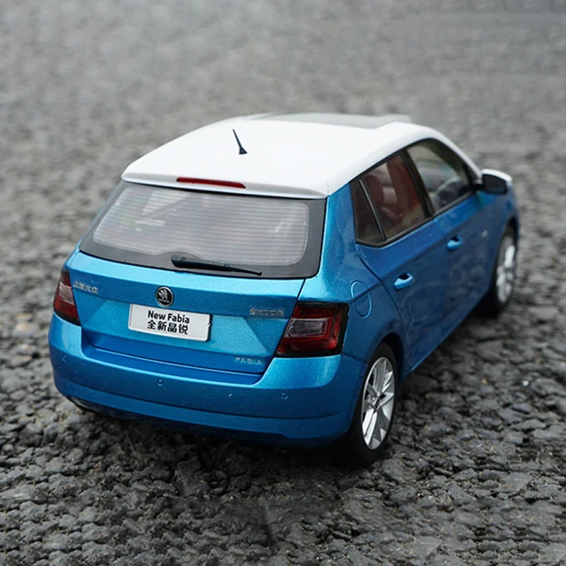 Diecast Model Car Shop 1/18 Volkswagen Skoda Model Car V W NEW Fabia Play Vehicles Toys for Boys Gift