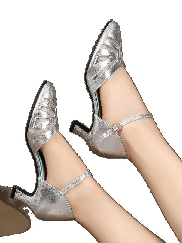Sapatos de dança latina de couro real para mulheres, salto médio baixo para adultos, sapatos de dança quadrada com sola macia, nova dança social de verão