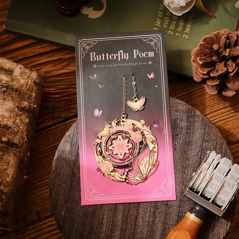 Vintage Art Metal Bookmark Gold Chain Ideal Gift for Literature Lovers Writers Teachers Classroom Office Decoration