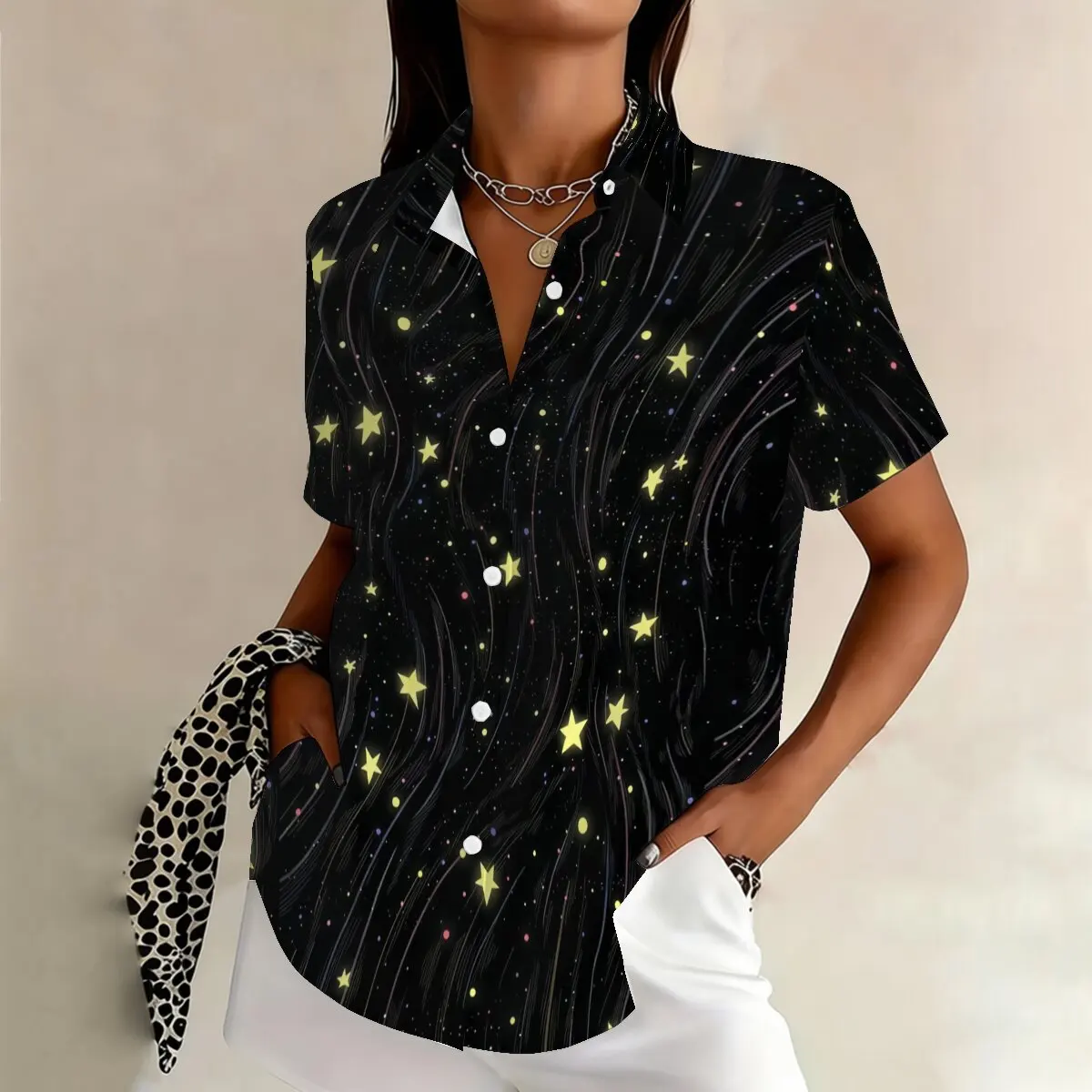 

Fashion plus-size women's short-sleeve shirt, dreamy star pattern, mysterious and romantic, street fashion, suitable for dating.