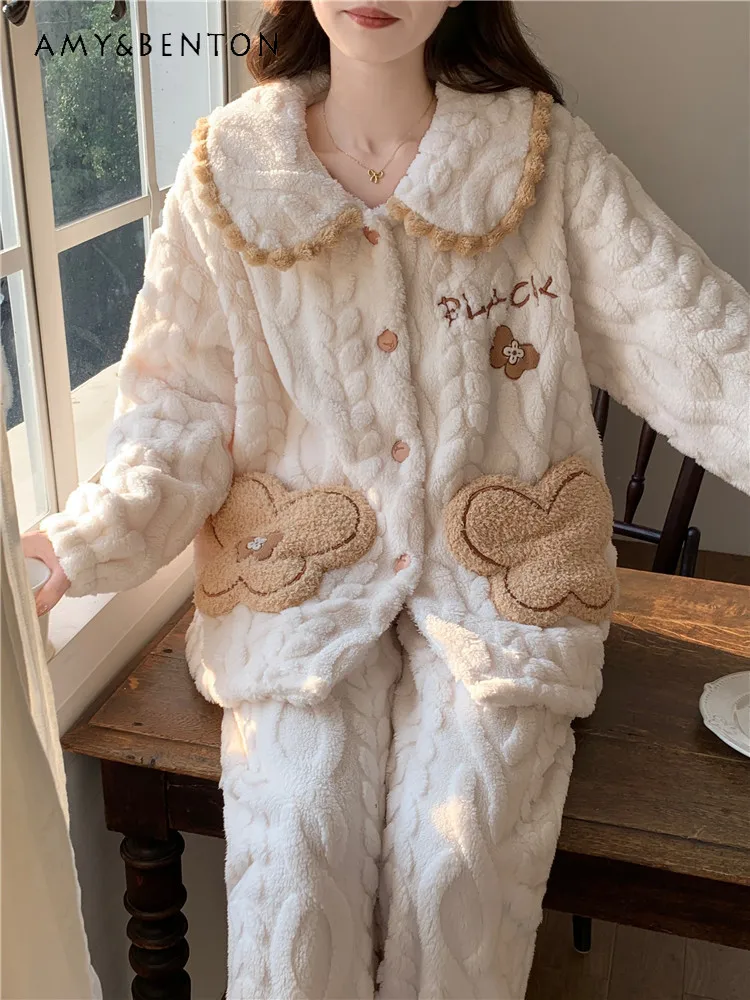 

2025 Winter New Coral Fleece Women's Turn-Down Collar Long Sleeve Pajamas Thickened Cute Cartoon Print Warm Homewear Set