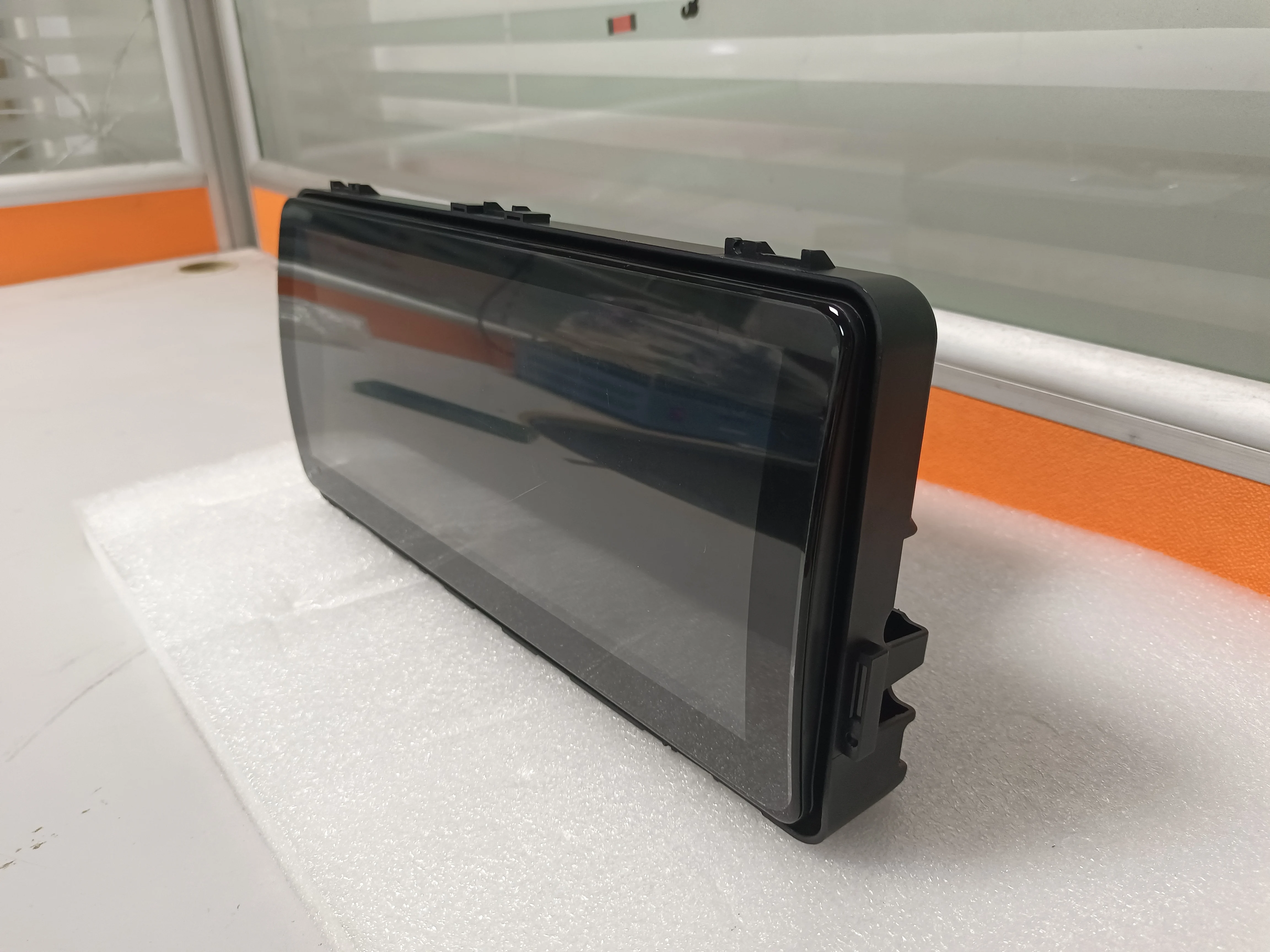 

Android Car Multimedid player For Land Rover Evoque 2012-2019 RHD Auto Radio GPS Navigation Audio Stereo WIFI 5G Headunit