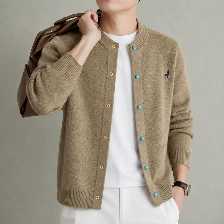 Men's Knitted Sweater Cardigan for Autumn and Winter of 2026, Light Luxury, Loose, Casual, High-end, Round Neck Sweater Jacket