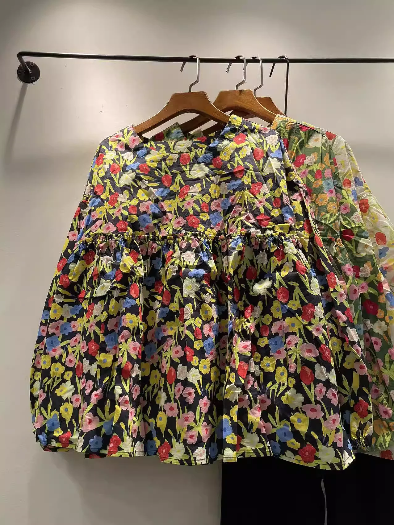 

2026 Bust 128cm pure cotton white green navy blue floral print shirts and blouses for women sweet loose a-line shirts