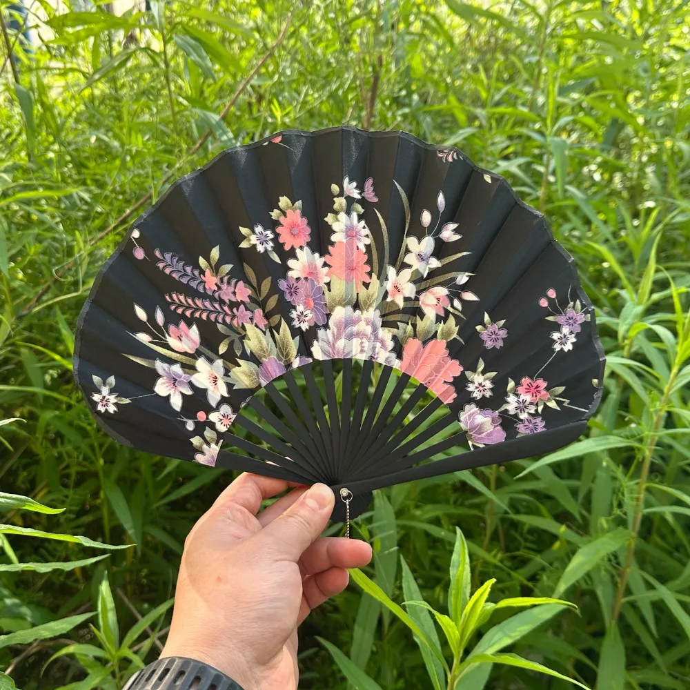 Retro Japanese Shell Folding Fan Flower Pattern Shell Shape Handheld Fan Delicate Wooden Handle Hand Cranked Fan Dance Props