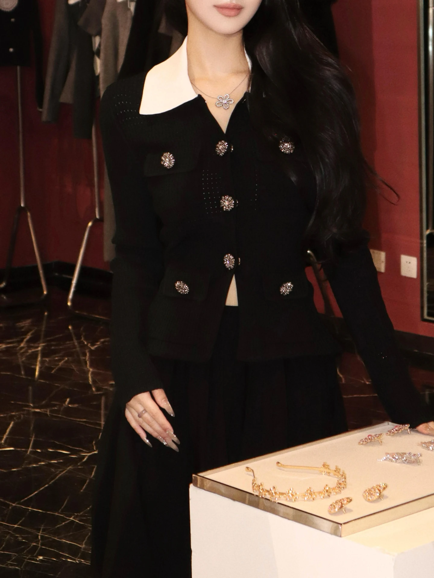 

Элитный вязаный комплект: кардиган и юбка для женщин, осенне-зимний модный ансамбль из дышащего полиэфирного волокна