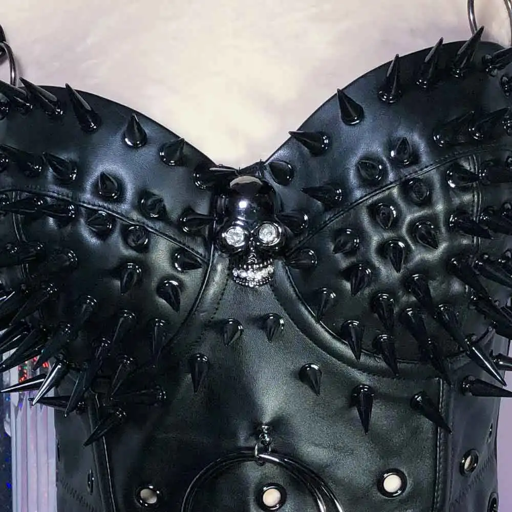 Emo Harajuku Grunge DIY Punk Rock Rot Nietenbesetztes 90er Trendiges Öko Handgefertigtes E-Girls Gothic Teen Goth Kawaii Y2K Veganes Leder TOPS