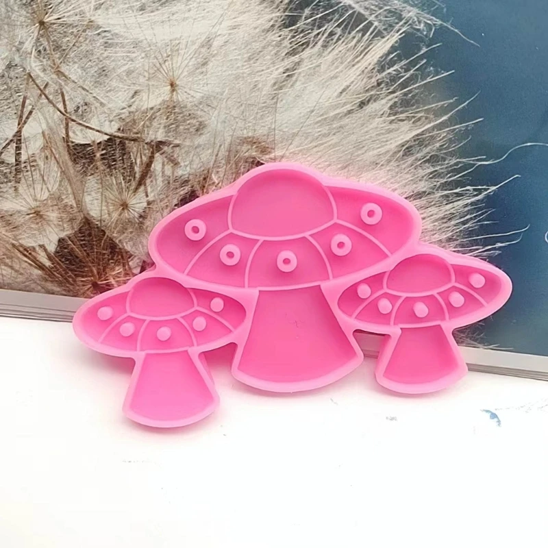 

Crystal Epoxy UFO Alien Pendant Craft Mold Silicone Mould Jewelry Making Tool