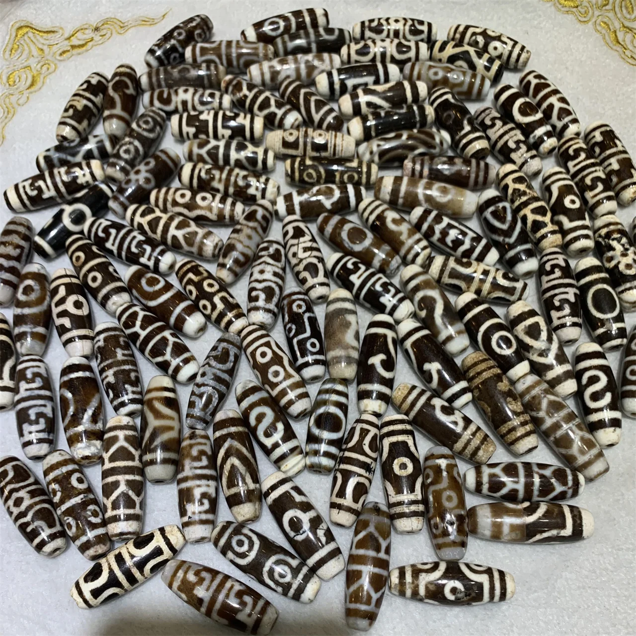 100pcs/lot Jewelry breloque China's highest grade ancient primitive Tibetan Agate Dzi Classical folk style Loose beads wholesale