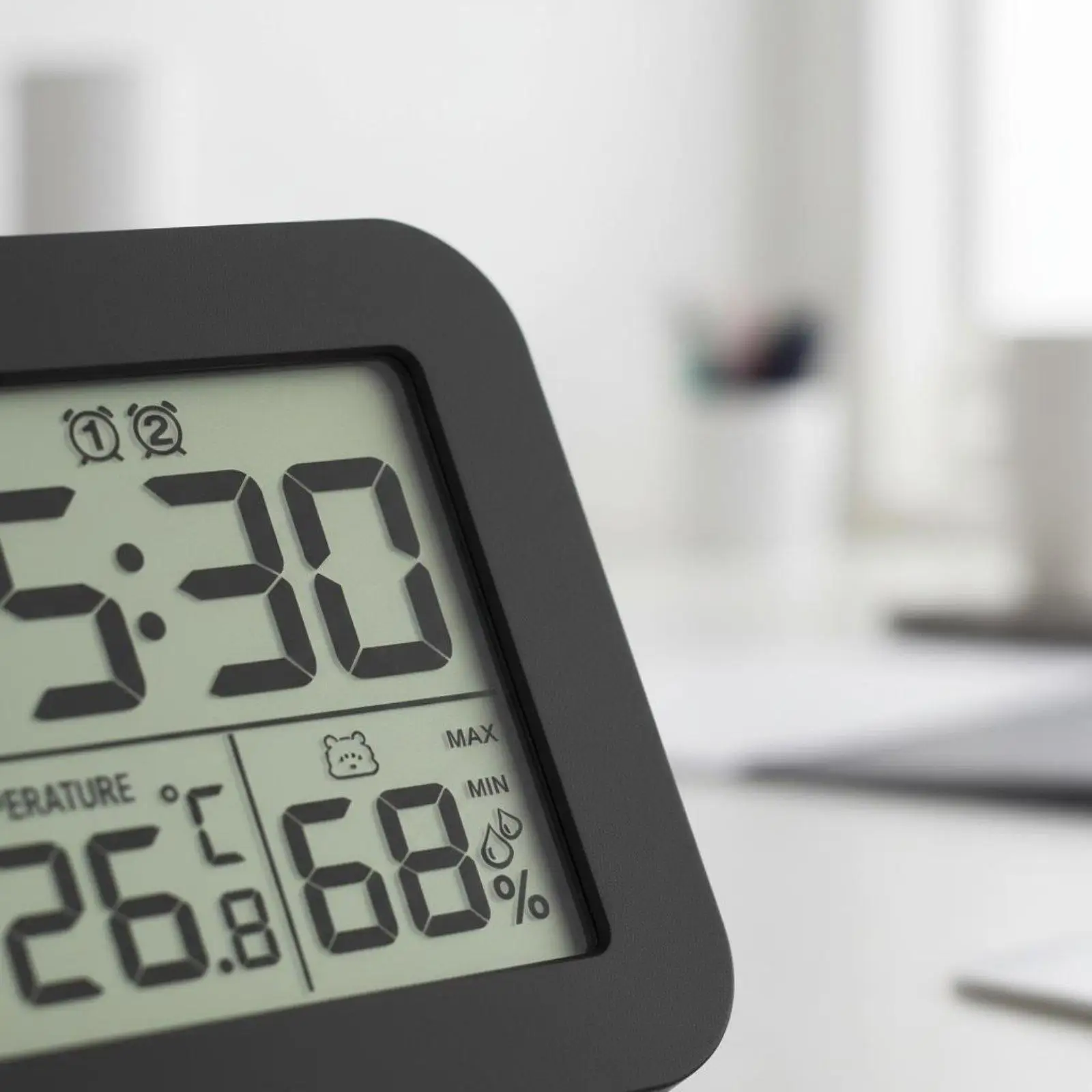Temperature and Humidity Clock Indoor Digital Alarm Clock with Temperature Large Display Timekeeping Device for Students, Cooks,