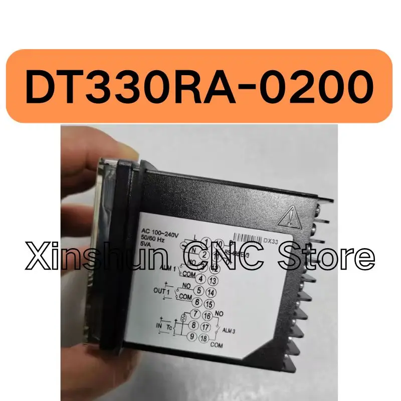New Temperature Controller DT330RA-0200 Fast Shipping
