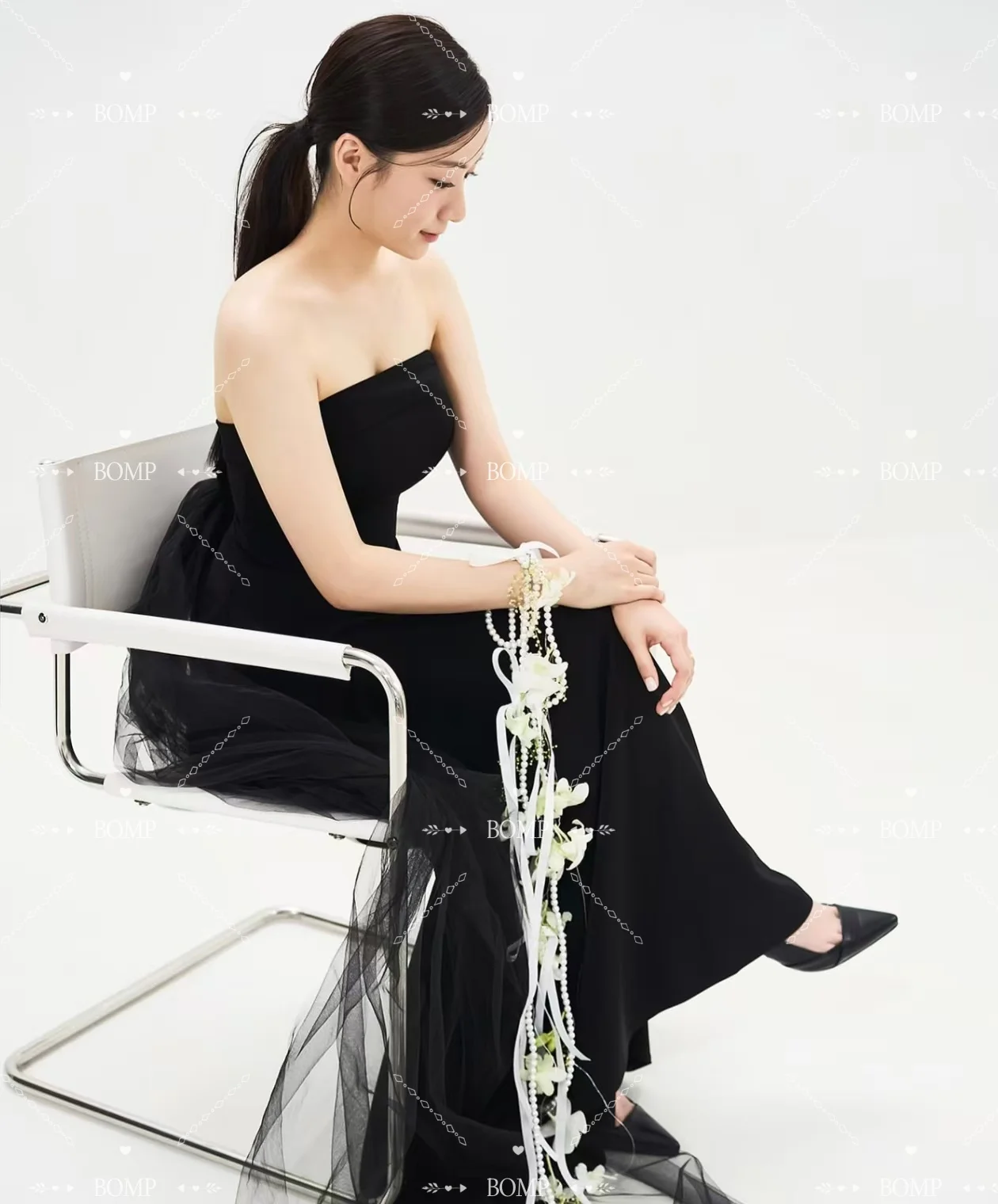 BOMP 카식 블랙 웨딩 파티 드레스 스트랩리스 A라인 새틴과 튤 이브닝 드레스 한국 사진 촬영 신부 드레스 맞춤 제작