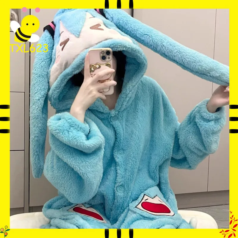 ミクのアニメ柄パジャマ、キュートな冬用コーラルベルベット素材の厚手パジャマセット、漫画風のルームウェア、冬用の暖かいお洋服、誕生日プレゼント。