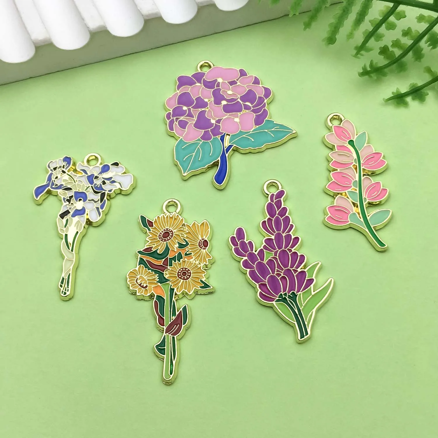 10pcs Colorful Enamel Plant Flower Charms Alloy Sunflower Iris Lily Flower Design Pendants for DIY Jewelry Making Accessories