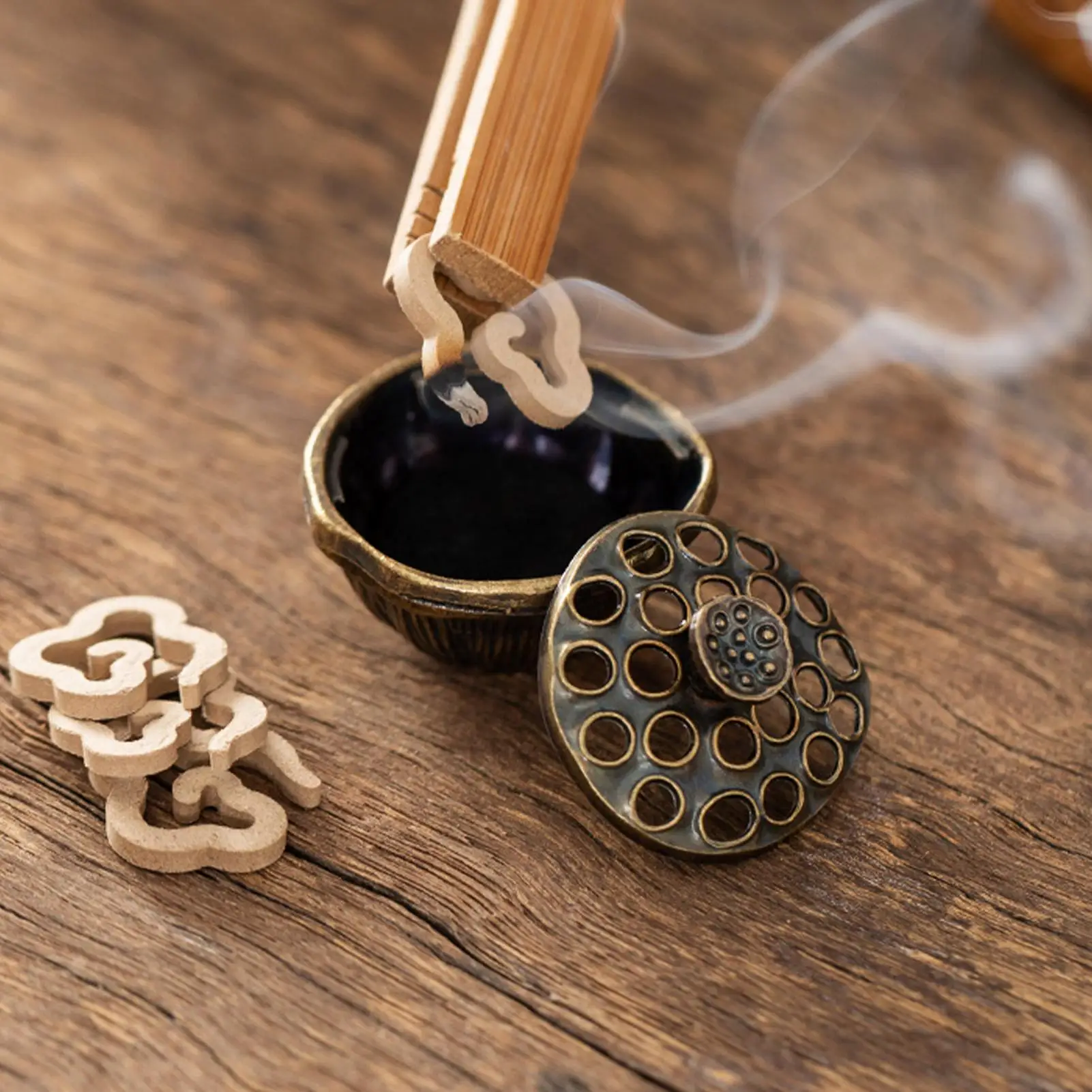 1 pçs suporte de cone de incenso de lótus mini asiático zen decoração lótus oco queimador de incenso para escritório em casa meditação presente