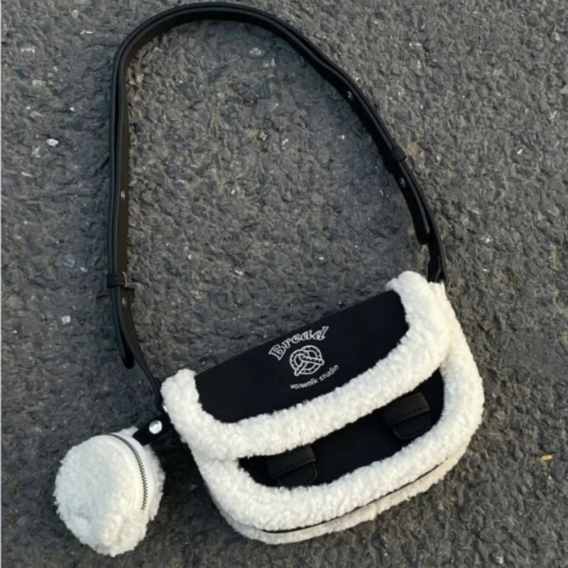 

JIAERDI Vintage Black Letter Handbag Women Large Capacity Cartoon Print Shoulder Bag Ladies Plush Color Block Cute Underarm Bag