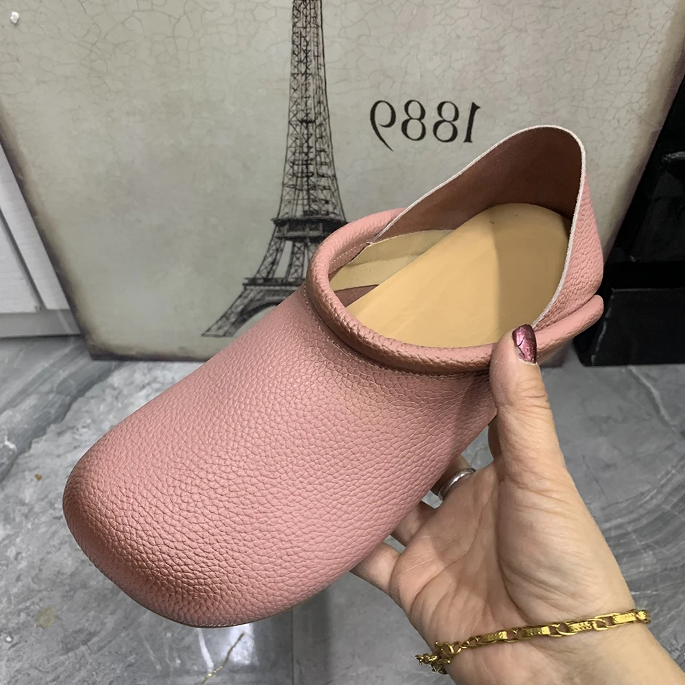 

Fashion Leather Women Flat Shoes Plus Size Casual Half Slippers Two Pronged Women Loafers Designer Female Mullers Summer Shoes