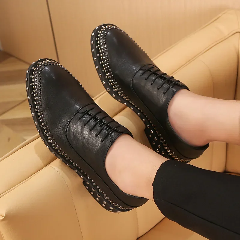 

Роскошные мужские туфли ручной работы с заклепками из натуральной кожи, деловые повседневные, официальные, свадебные туфли, черные мокасины для джентльменов
