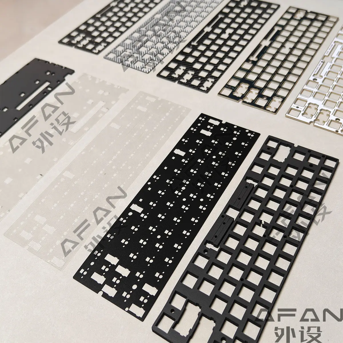 Nexus61s pcb use sound poron foam pack and keyboard plate FR4 CF for plate stabs