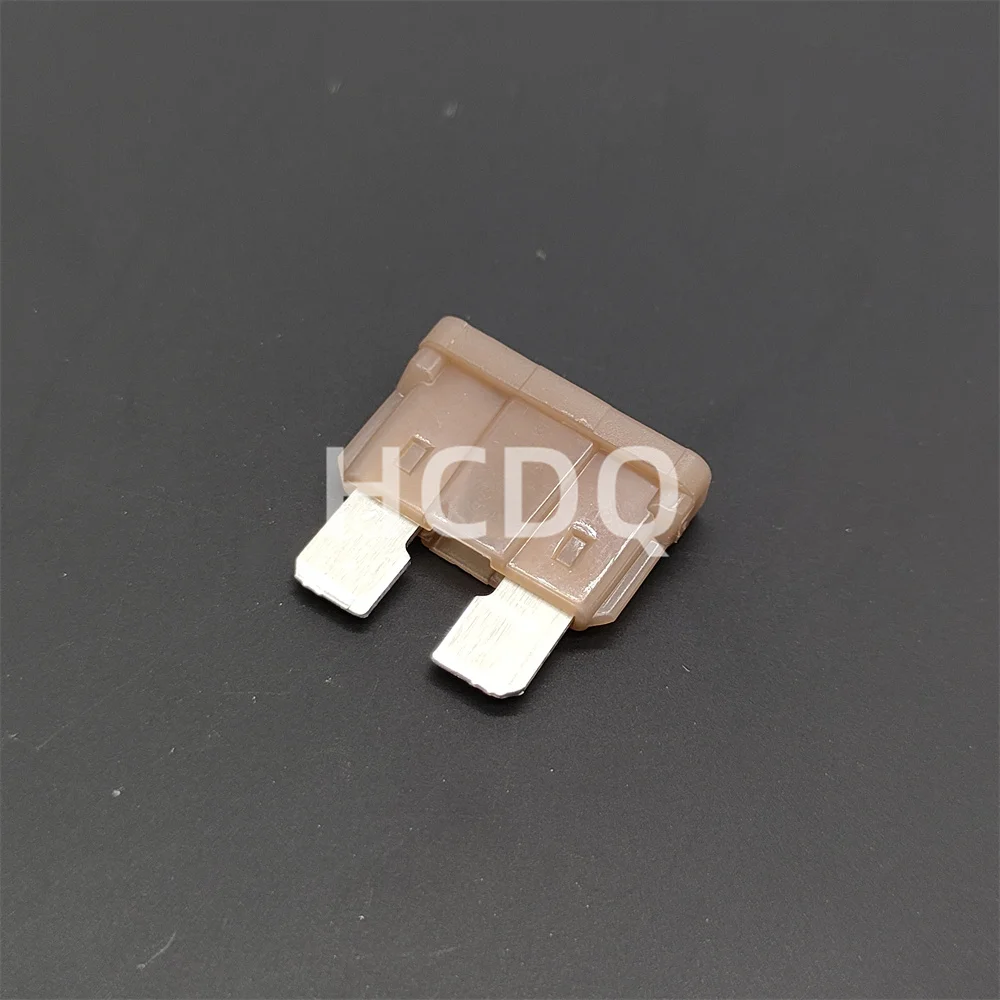 100PCS supply brand new original genuine 0287005.PXCN 5A car fuse box, medium size fuse blade